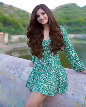 Gitanjali Singh Instagram - Happiness is a good hair day š©āš¦°šā„ļøš«
āļøHair color courtesy - Garnier color Naturals Ultra Color
@garnierindia
#collab #garniercolornaturals
#newhairnewme #loveyourcolor