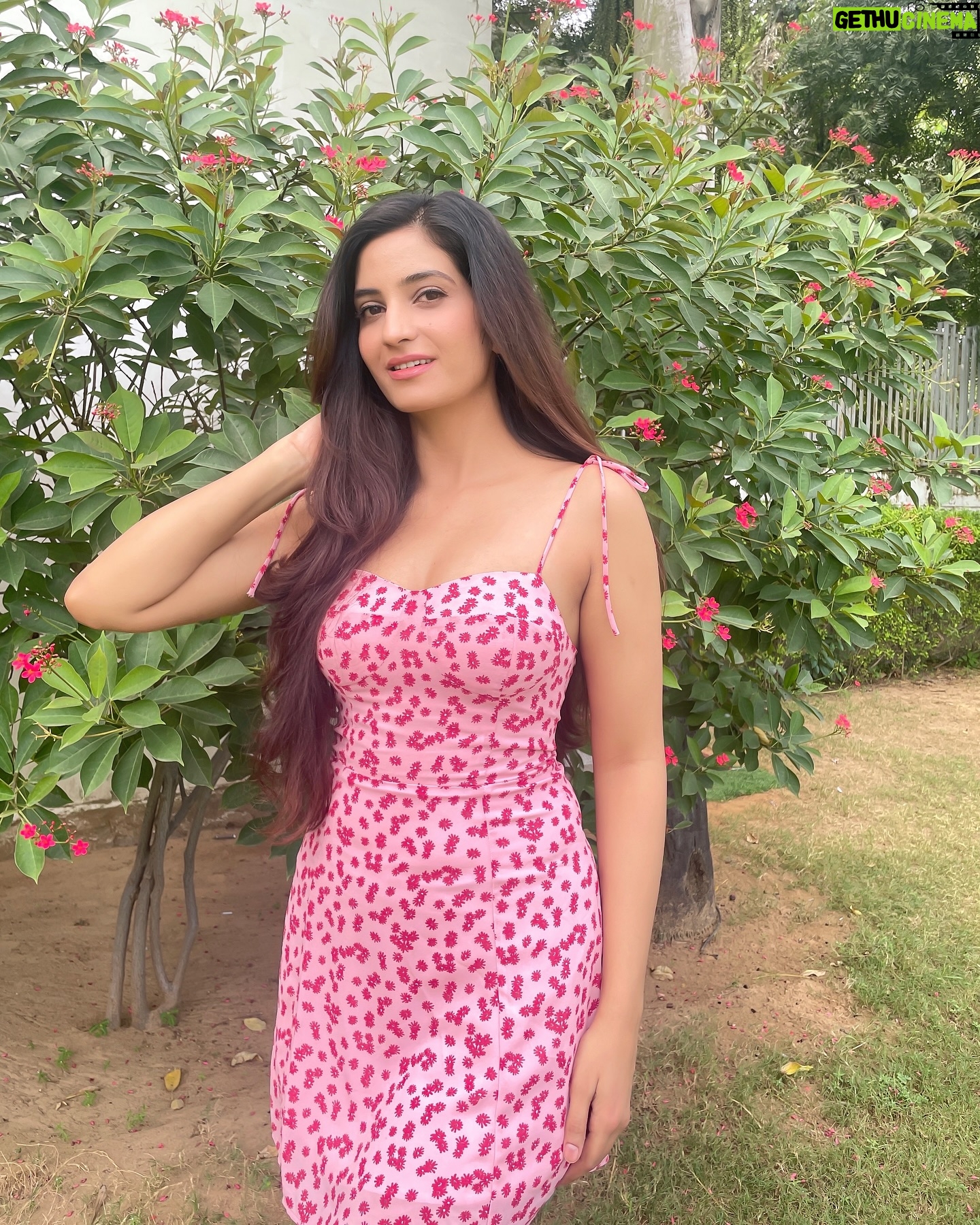 Gitanjali Singh - 7.2K Likes - 🌷