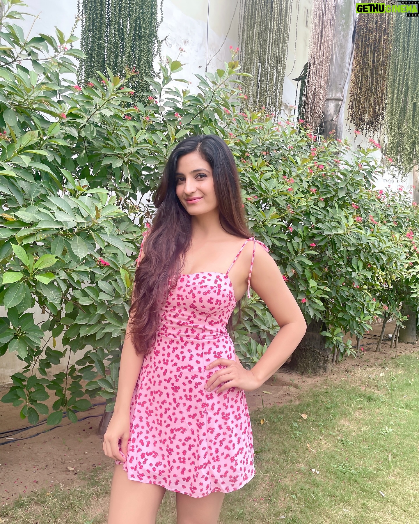 Gitanjali Singh - 7.2K Likes - 🌷