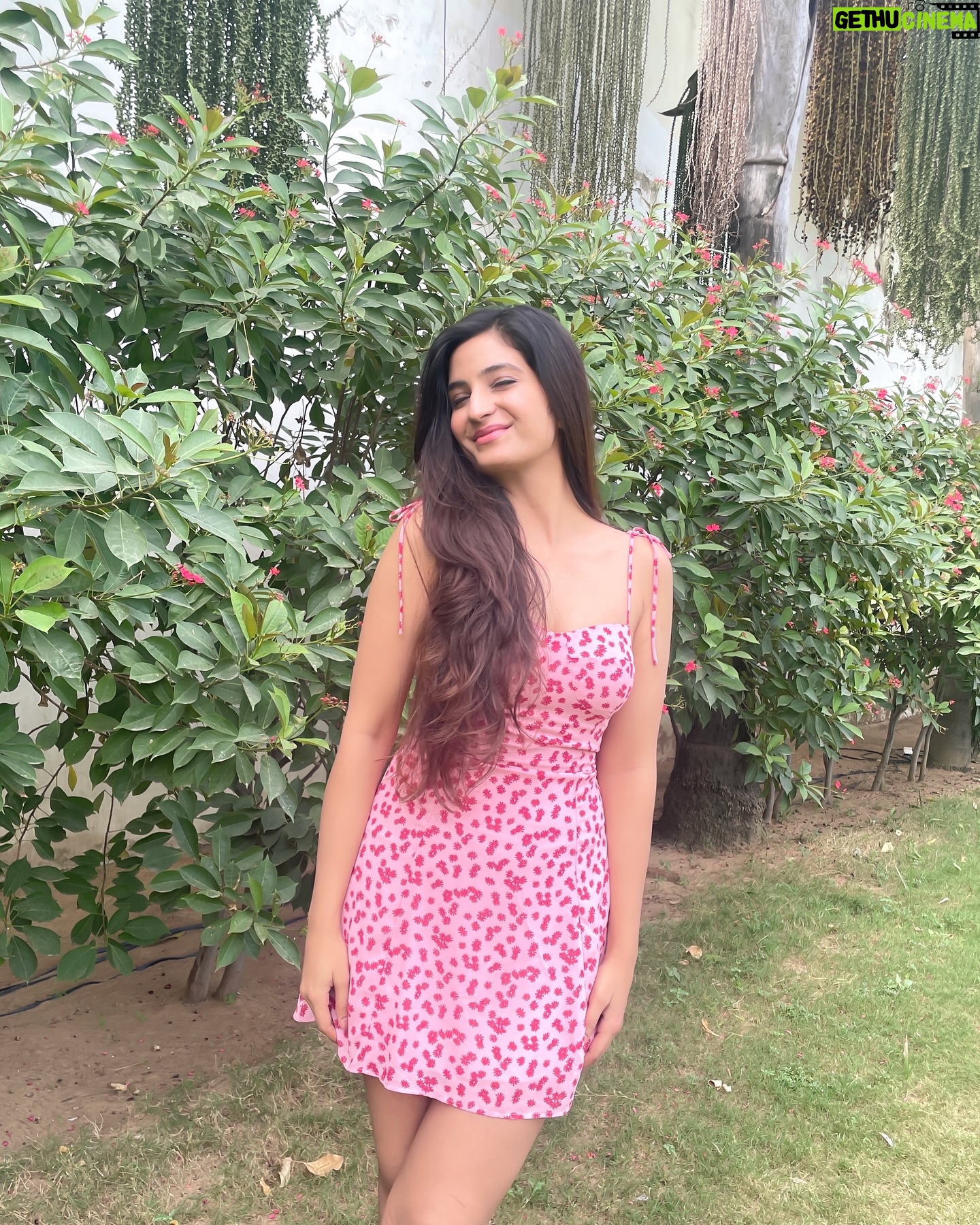 Gitanjali Singh - 7.2K Likes - 🌷