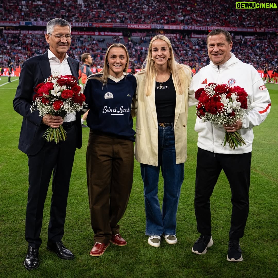 Giulia Gwinn - 92.4K Likes - Danke! ❤️🤍 @fcbayern & @fcbfrauen 

😍🥇🎩 @stanwaygeorgia