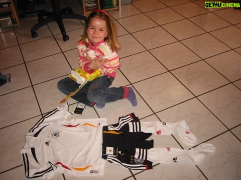 Giulia Gwinn - 63.6K Likes - 7 years old. First jersey. Big dreams.
Had no idea where it would take me.
19 years later - same love, deeper meaning. ❤️‍🔥

To this little girl who stayed after practice, dreamed before bed, and never gave up - this is for you. 💫🇩🇪