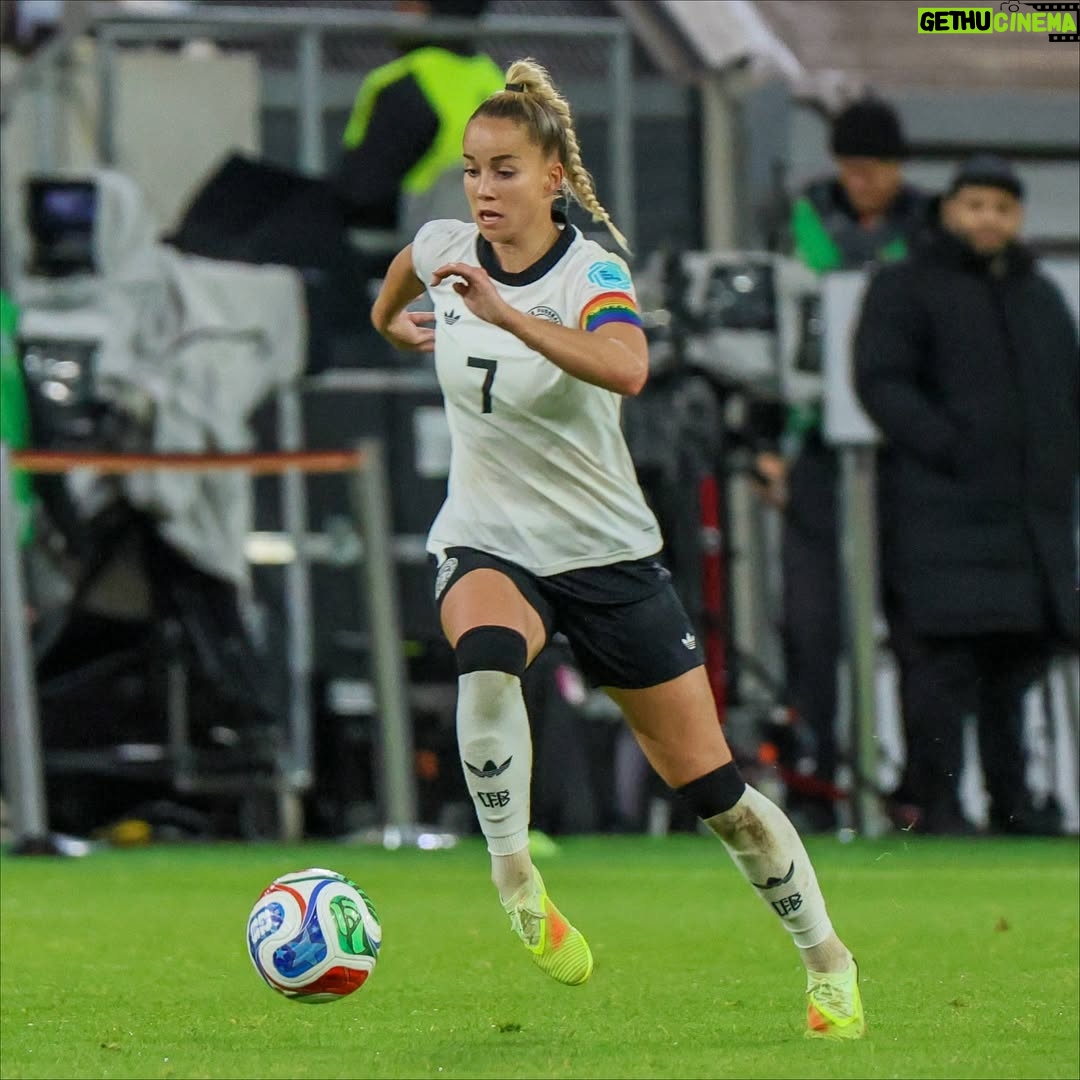 Giulia Gwinn - 47.1K Likes - proud of this journey. final bound. 🇩🇪⚡️