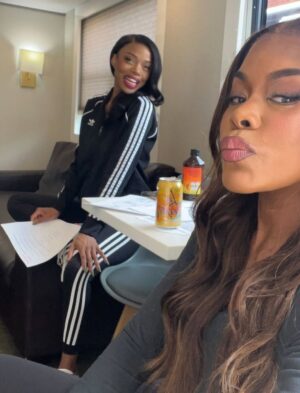 Golden Brooks Instagram - That Lady Lady is no other than my JJ also known as TONI CHILDS who specializes in results!!😉 Also known as that one person who I can talk to on the phone for literally six hours and not even know it’s been six minutes! I love you @itsmejillmarie
HAPPY BIRTHDAY to one of the truest souls I know! My BERBER friend for life!!(don’t ask😂). I am so happy that this is my very first post of 2026… because I am wishing you a year of abundance and blessings! Happy birthday JJ!! 🎂🎂🧁🧁🧁🍰💫