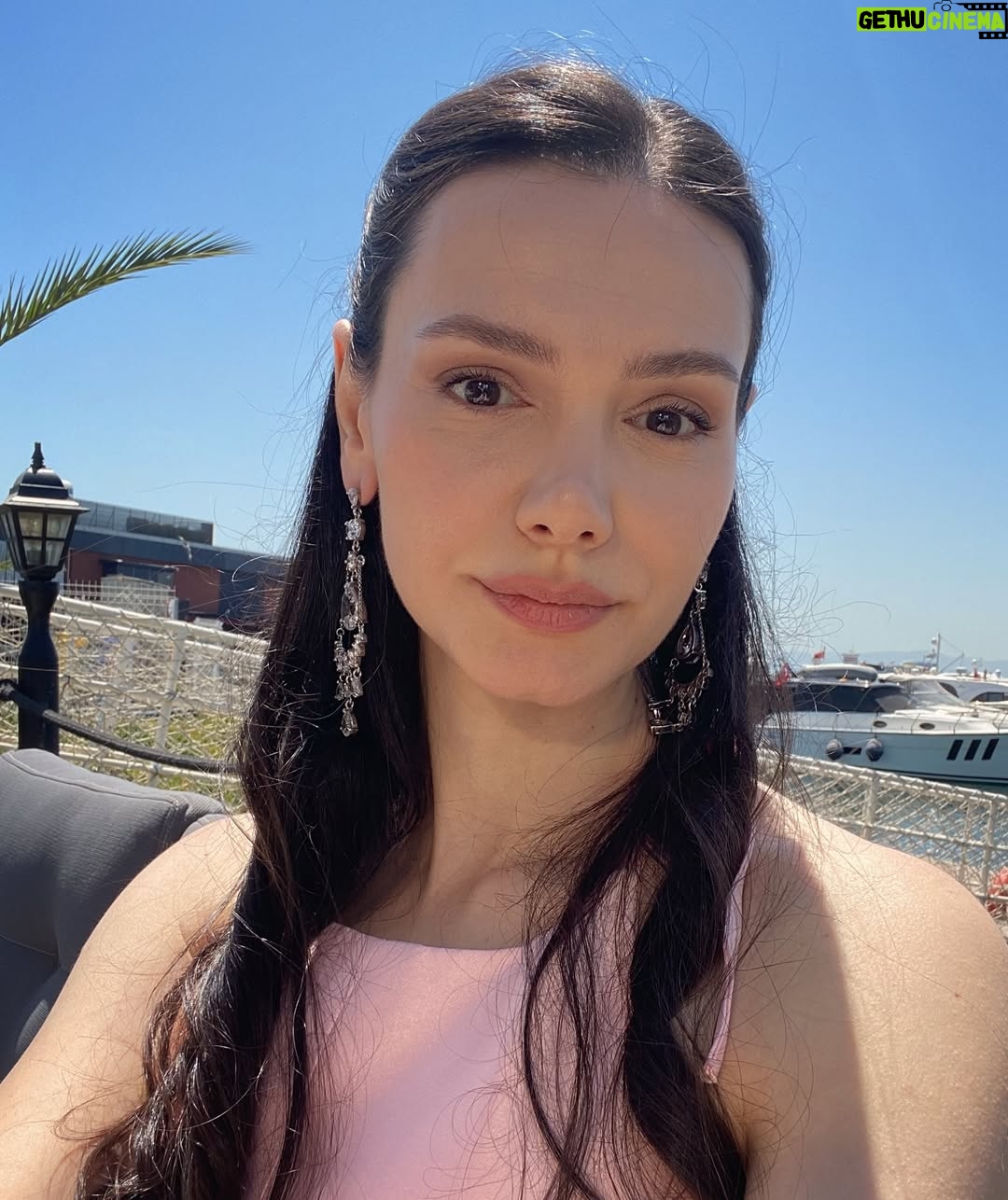 Gonca Sarıyıldız - 2.4K Likes - ☀️