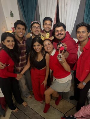 Gouri Agarwal Instagram - Ho ho ho, let’s go🎄✨
#merrychristmas❤️