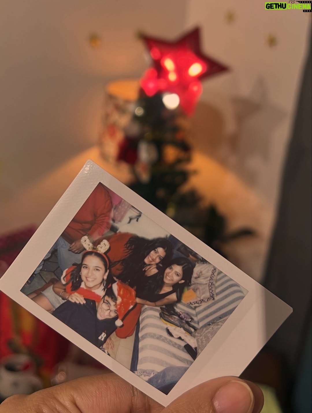 Gouri Agarwal - 2.4K Likes - Ho ho ho, let’s go🎄✨
#merrychristmas❤️
