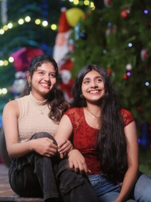 Gouri Gadhuzz Instagram - Merry xmas🧑‍🎄🌲

Pc: @vivek_kovalam
