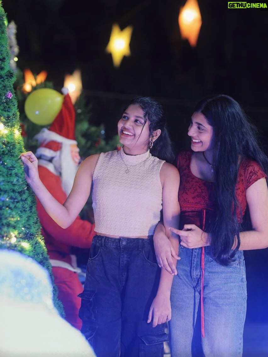 Gouri Gadhuzz - 45K Likes - Merry xmas🧑‍🎄🌲

Pc: @vivek_kovalam