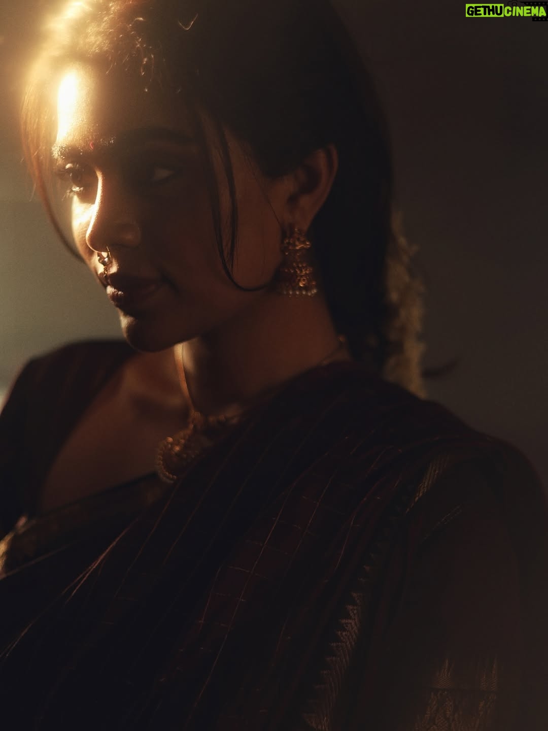 Gowri shruthi - 43.4K Likes - ಅಮ್ಮನ ಹಾಡು 🪷
.
.
.
#kannada #ᴋᴀɴɴᴀᴅᴀsᴏɴɢs #retro