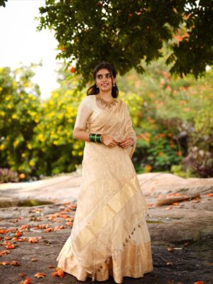 Gowri shruthi Instagram - 💛✨