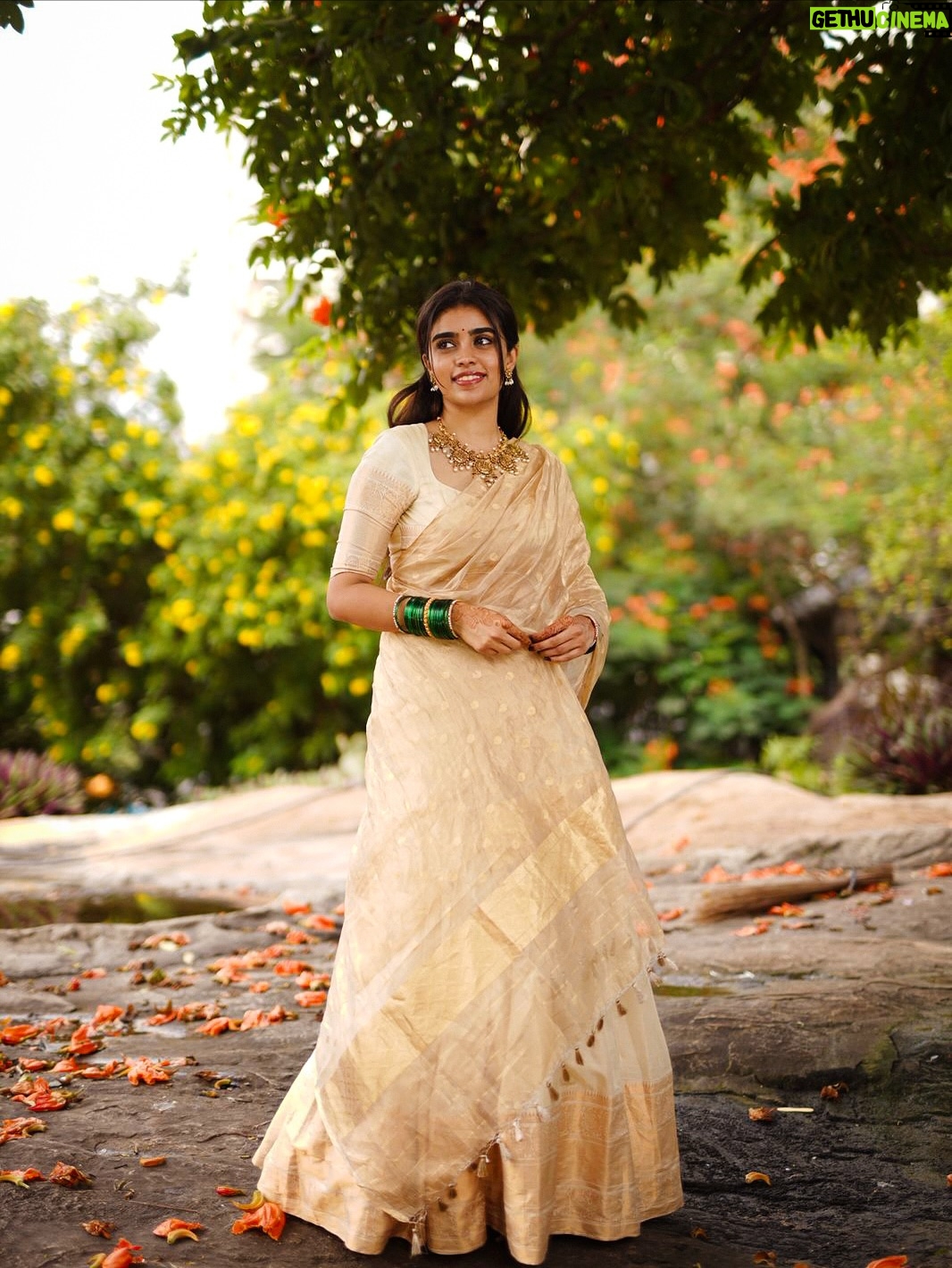 Gowri shruthi - 62.5K Likes - 💛✨