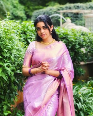 Gowri shruthi Instagram - wrapped In 6 yards of pure elegance 💗