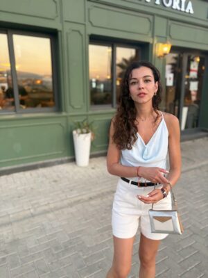 Gözde Duru Instagram - ⭐️🍾