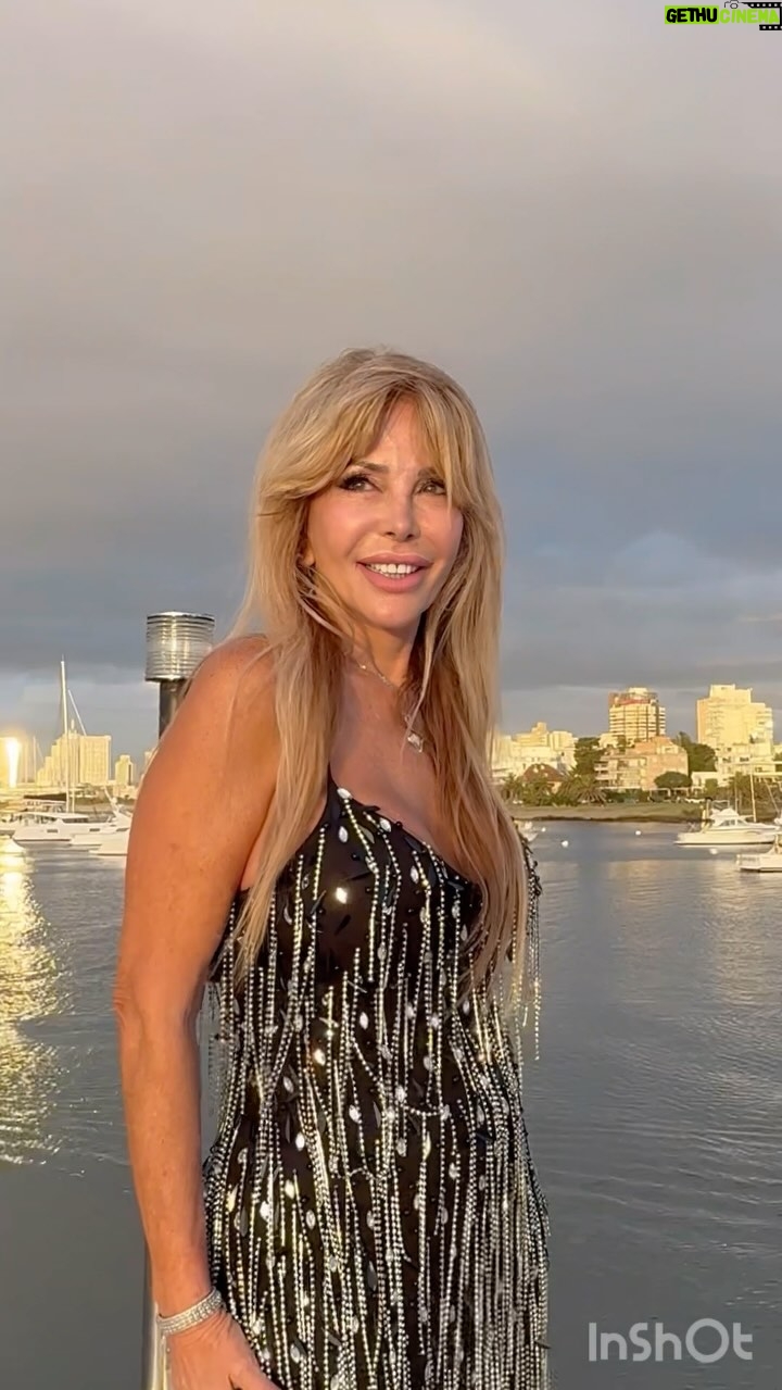 Graciela Alfano - 32.1K Likes - ❤️Agradezco hoy a mi corazón el haber latido tan fuerte cuando la emoción era enorme y cuando el dolor insostenible. Y si hoy puedo decir “un año más” es porque decidiste seguir latiendo. Sos mi única brújula y haciéndote caso nunca la pifié. Gracias, gracias, gracias.❤️
Comparto esto con Uds mis corazones hermosos que laten fuerte!
Los amo y bendigo ❤️❤️❤️❤️❤️❤️❤️❤️❤️❤️❤️❤️

@mono.fuk. @dolcegabbana 
@tiffanyandco @diorbeauty @kerastase_official 

Estilismo: @cristianreystyle @capozzolojime 
@oscarmuletok 

#fashion #travel #boat #birthday