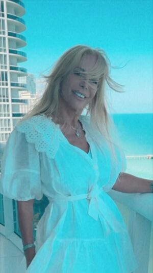 Graciela Alfano Instagram - Hoy tocó hacerme la bonita desde las alturas
Recuerden que las águilas no miran a las moscas volar.
Los amo❤️❤️❤️❤️❤️❤️❤️❤️❤️❤️❤️❤️❤️