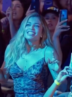 Grazi Massafera Instagram - Da série: que saudade de um showzin 
sertanejo🫶✨
#Tbt