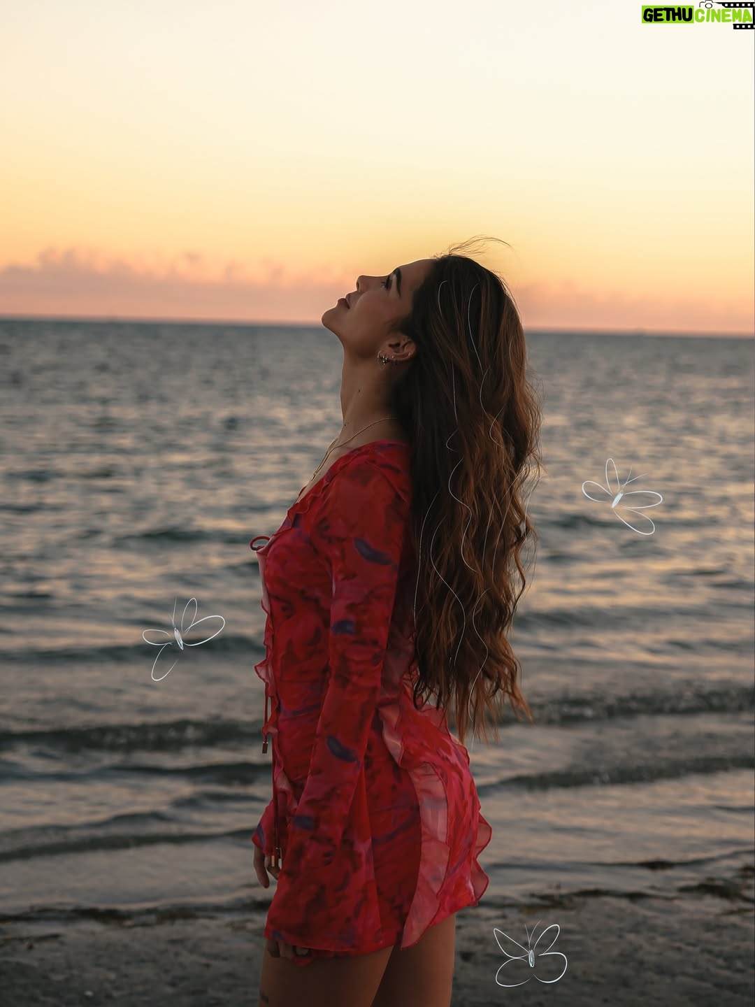 Greeicy Rendón - 129.8K Likes - 🌺🦋❤️‍🩹✨🌊