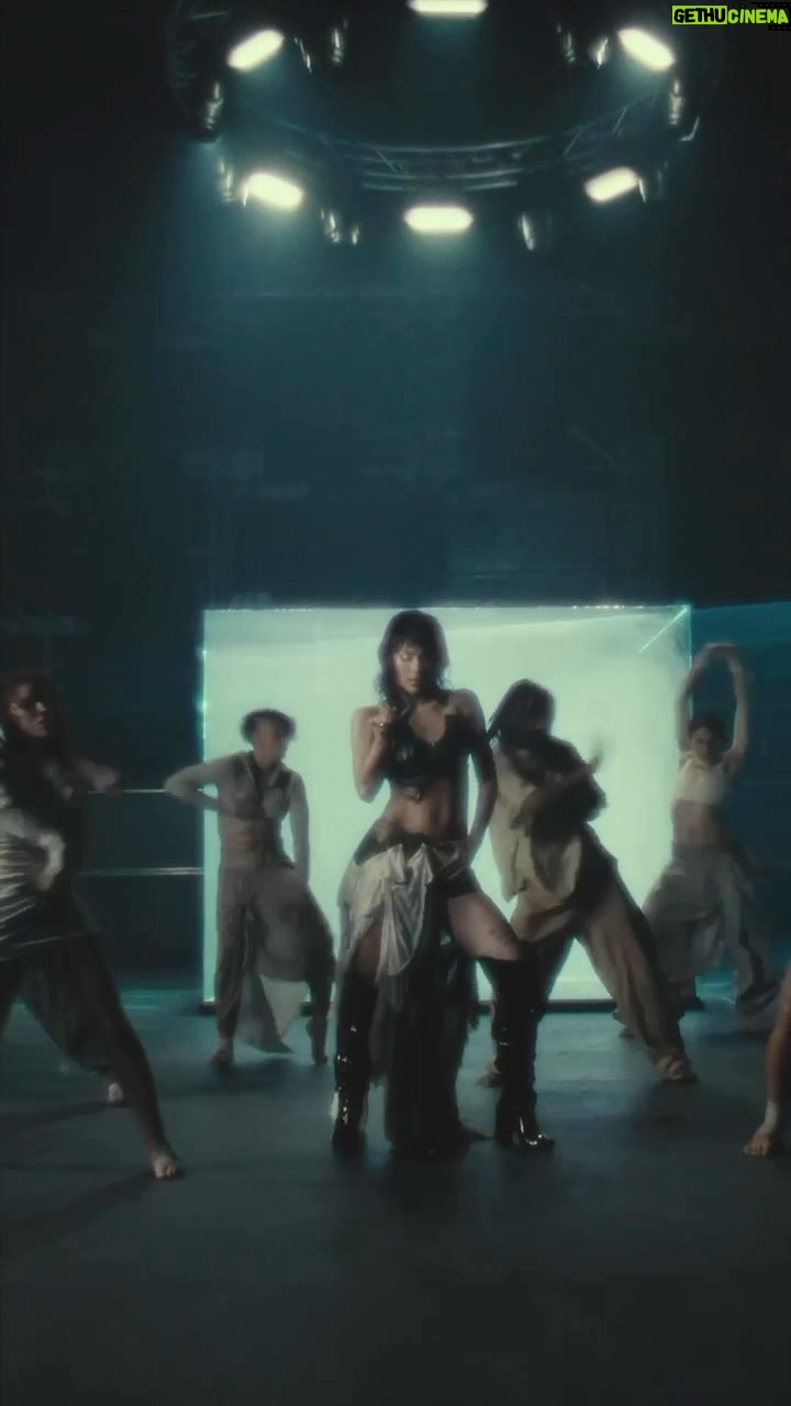 Greeicy Rendón - 319.8K Likes - YAAAAAA SALIOOOOOO🔥