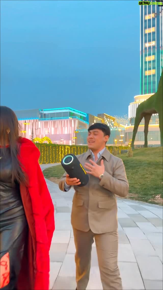 Gulinur - 61.3K Likes - Gulihonim 18-Yanvar kuni 19:00 da Xalqlar dosligida xammelarni  kutib qolamiz 🤩