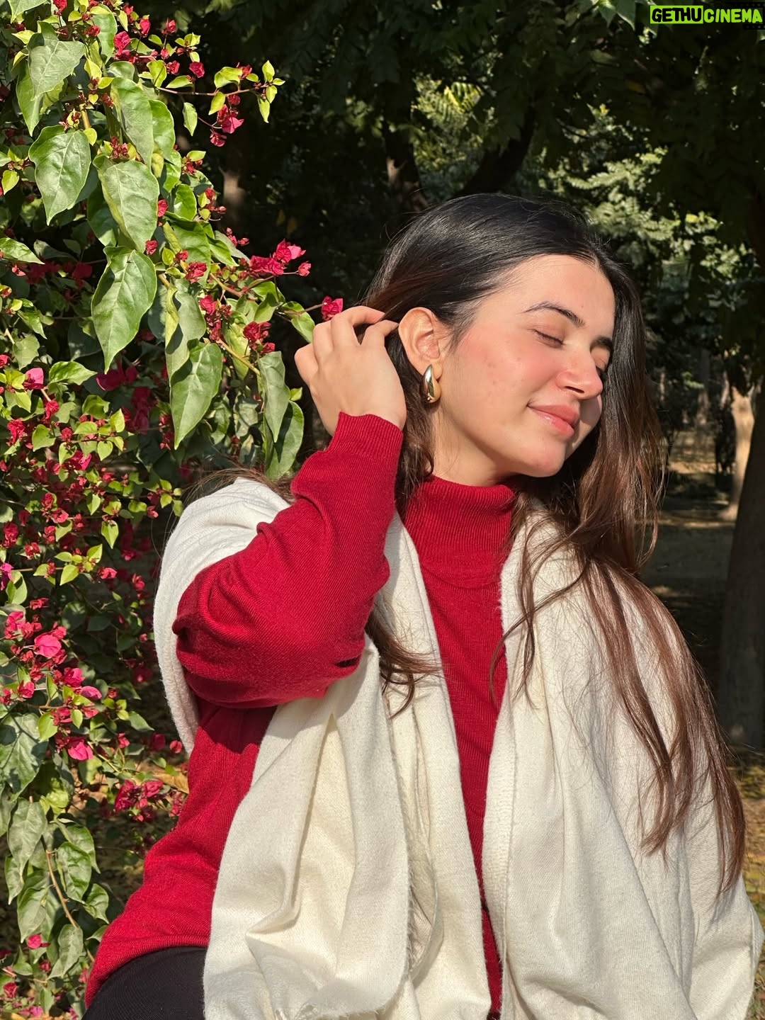 Gurnoor Kaur - 21.8K Likes - Kya yeh sabko hota hai ? ♥️❄️