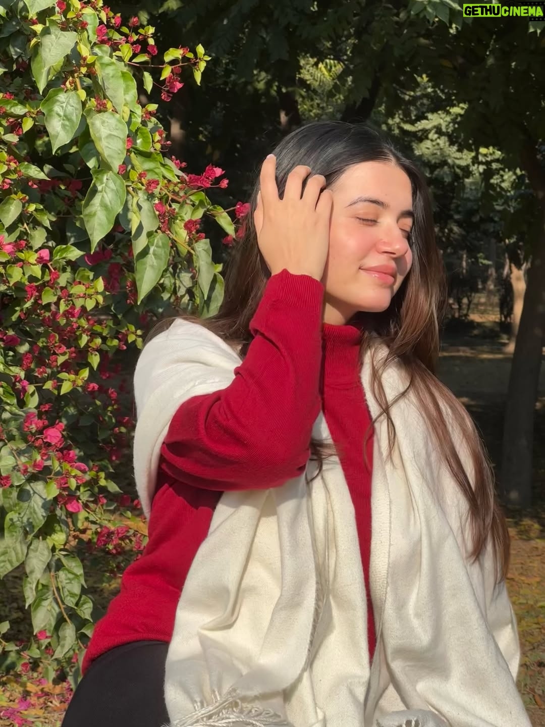Gurnoor Kaur - 21.8K Likes - Kya yeh sabko hota hai ? ♥️❄️