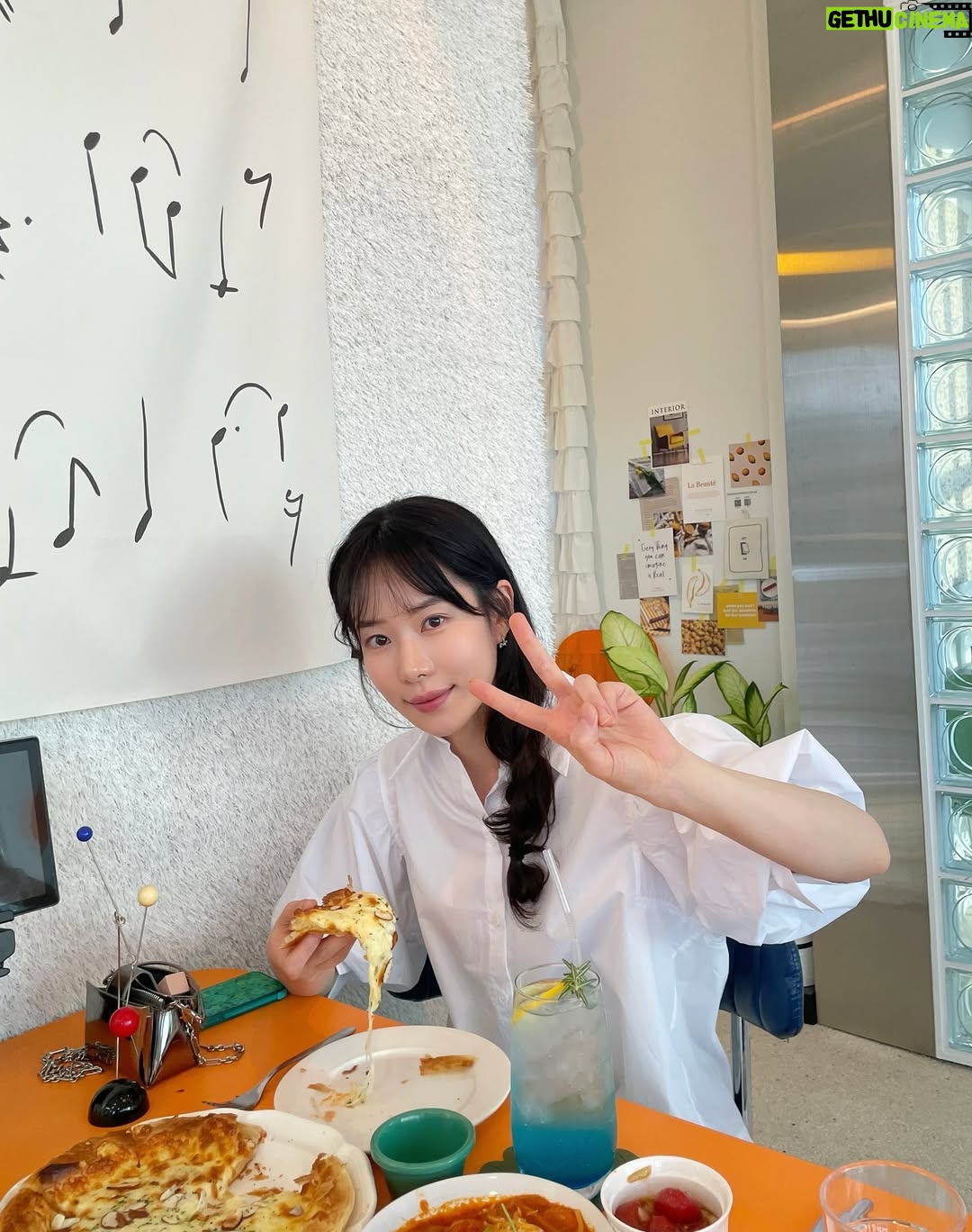 Ha Da-in - 27.3K Likes - 🌕🥹 덕분에 감사한 #HBD 🎂️💌📕️♥️
