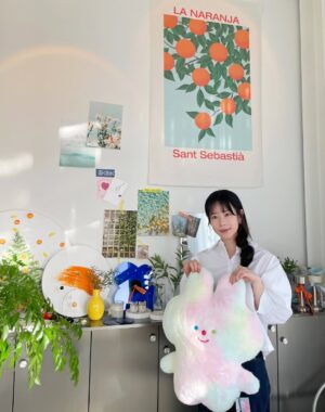 Ha Da-in Instagram - 🌕🥹 덕분에 감사한 #HBD 🎂️💌📕️♥️