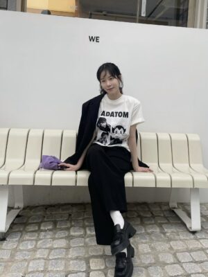 Ha Da-in Instagram - 🤍 We ♥️ 
Our T , 저도 입었어요🙏🏻