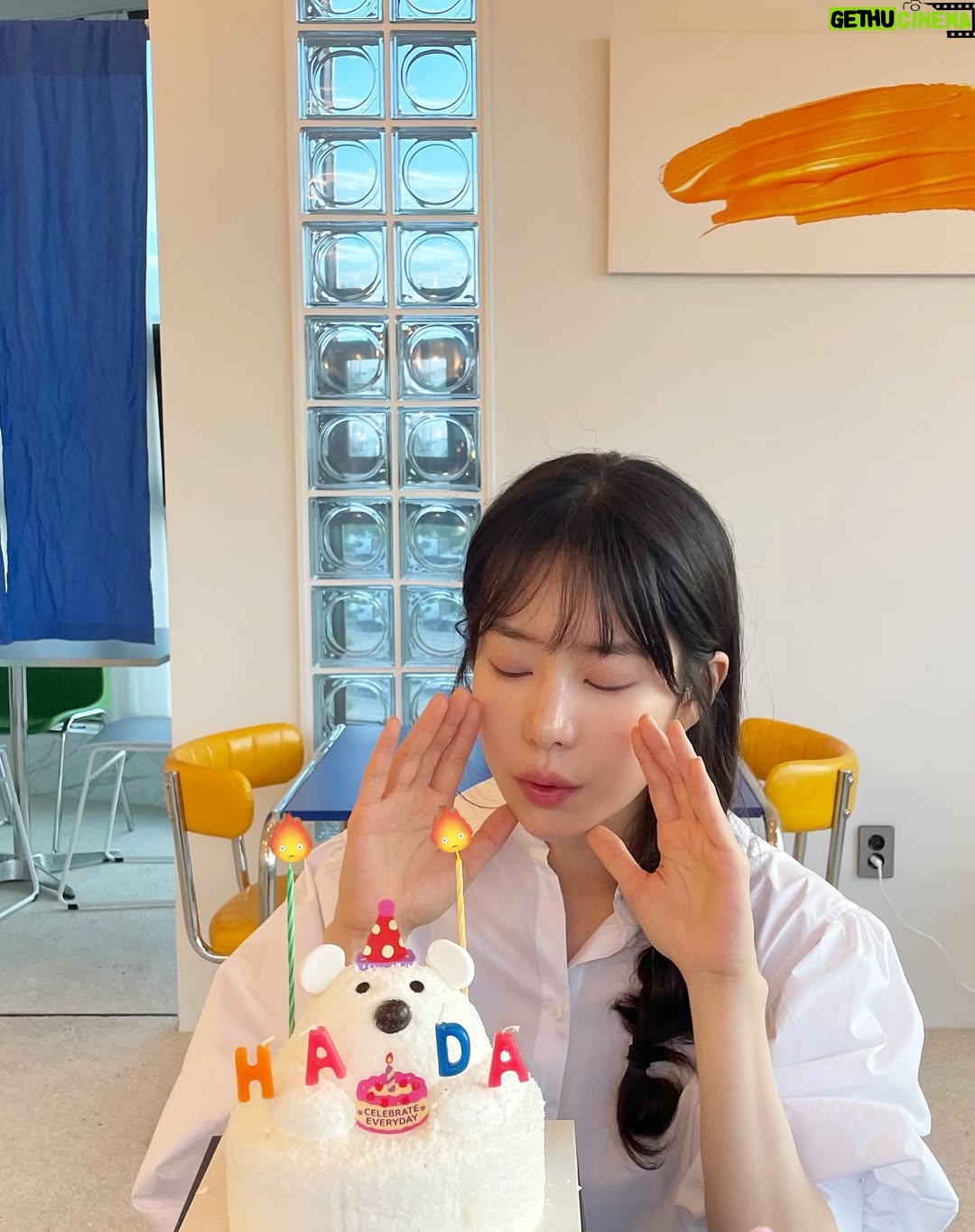 Ha Da-in - 27.3K Likes - 🌕🥹 덕분에 감사한 #HBD 🎂️💌📕️♥️