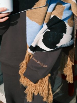 Hagar ElSarrag Instagram - @yawza.eg winter retreat ❄️🫶🏼✨ 

Felt so warm wearing @yawza.eg’s winter collection on this magical trip 🩵