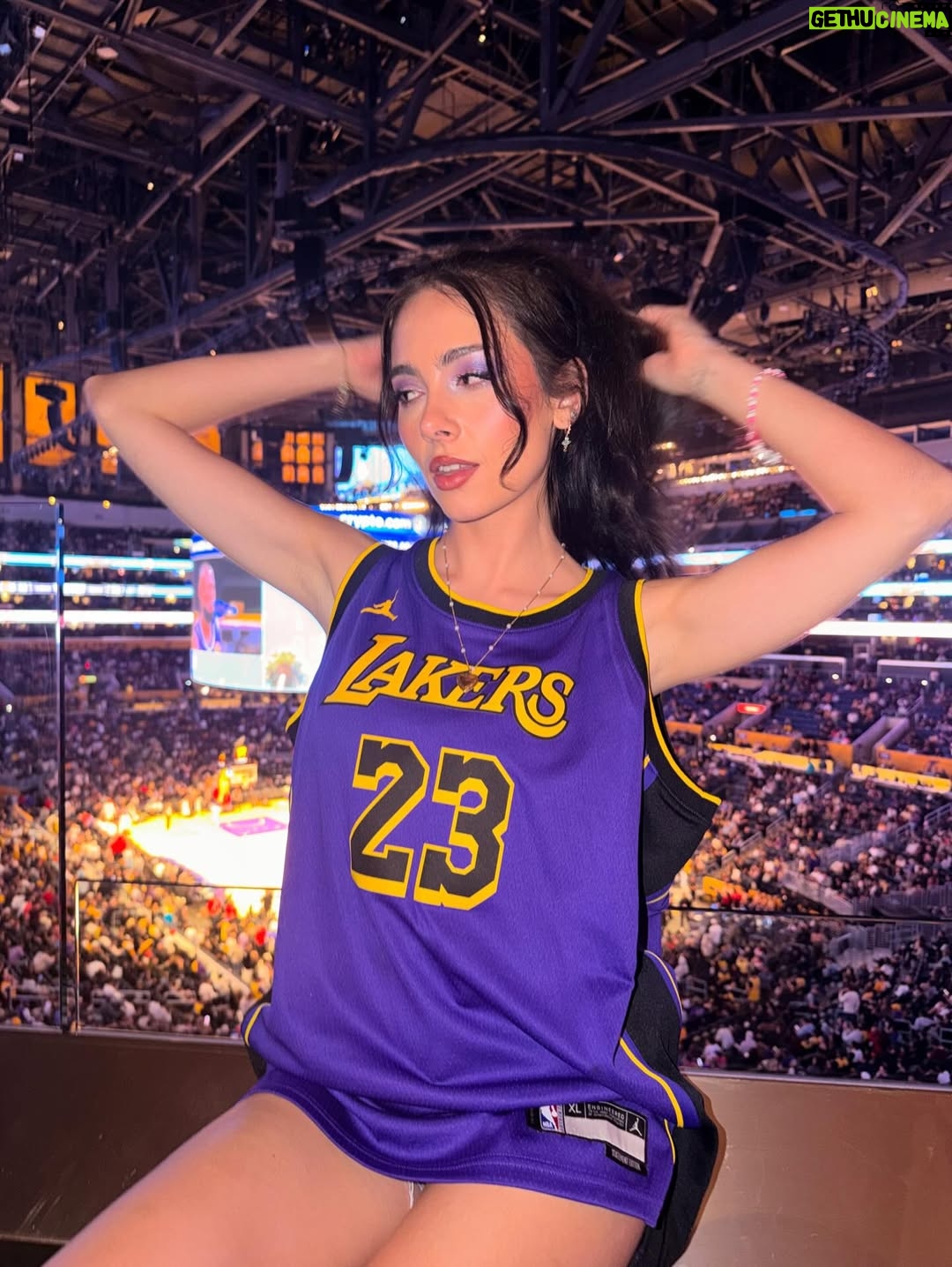 Haley Pullos - 3 Likes - 🏀 woo sport!!