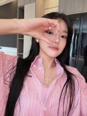Han Chae-kyung Instagram - in jakarta✈️