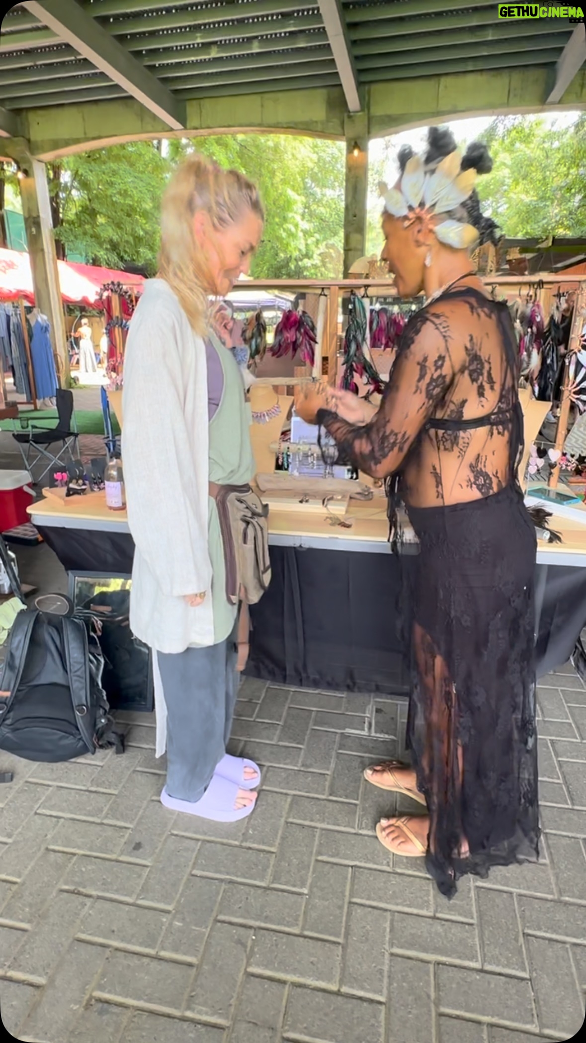 Hannah Spearritt - 2.7K Likes - Lovely morning browsing, and treating myself to “gifts for my future self” 😜, in the @ecoferiadominical met @ru_teeb and I was like a kid in a sweet shop! 😂 always wanted some crystals in copper to raise my frequency…. Now I have a crown for my chakra… amazing creations ♥️💗💓 Thank you! #dominical #ecoferia #costarica #puravida #chakras #higherfrequency #healing #wideawake 😉