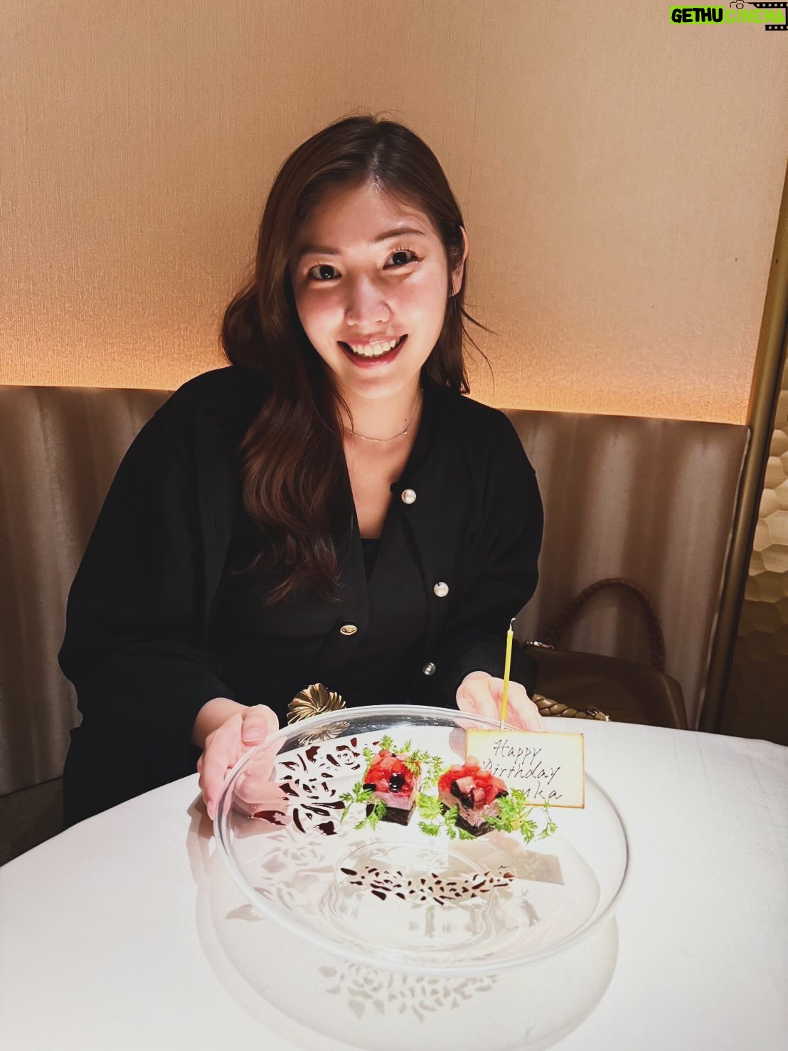 Haruka Tateishi - 5.6K Likes - 支えてくださる方々のおかげで、またひとつ歳を重ねました☺️

自信のなかった自分から少しずつ心から自信を持てる時間が増えてきたように思います🎗️

ここ数年でキャリアとして明確にやりきりたい目標もできて、今年は初心に立ち返って、泥臭く努力することを頑張って行きたいと思います✨

いつもたくさんの応援ありがとうございます🎀

いくつになっても努力と感謝をし続けられる、人間でいれるように毎日過ごしたいと思います。

今日は私にとって一区切りの1日ですが、みなさまにとっても、いい一年となりますように💛🧡

末長くこれからもよろしくお願いいたします(^^)✨立石晴香