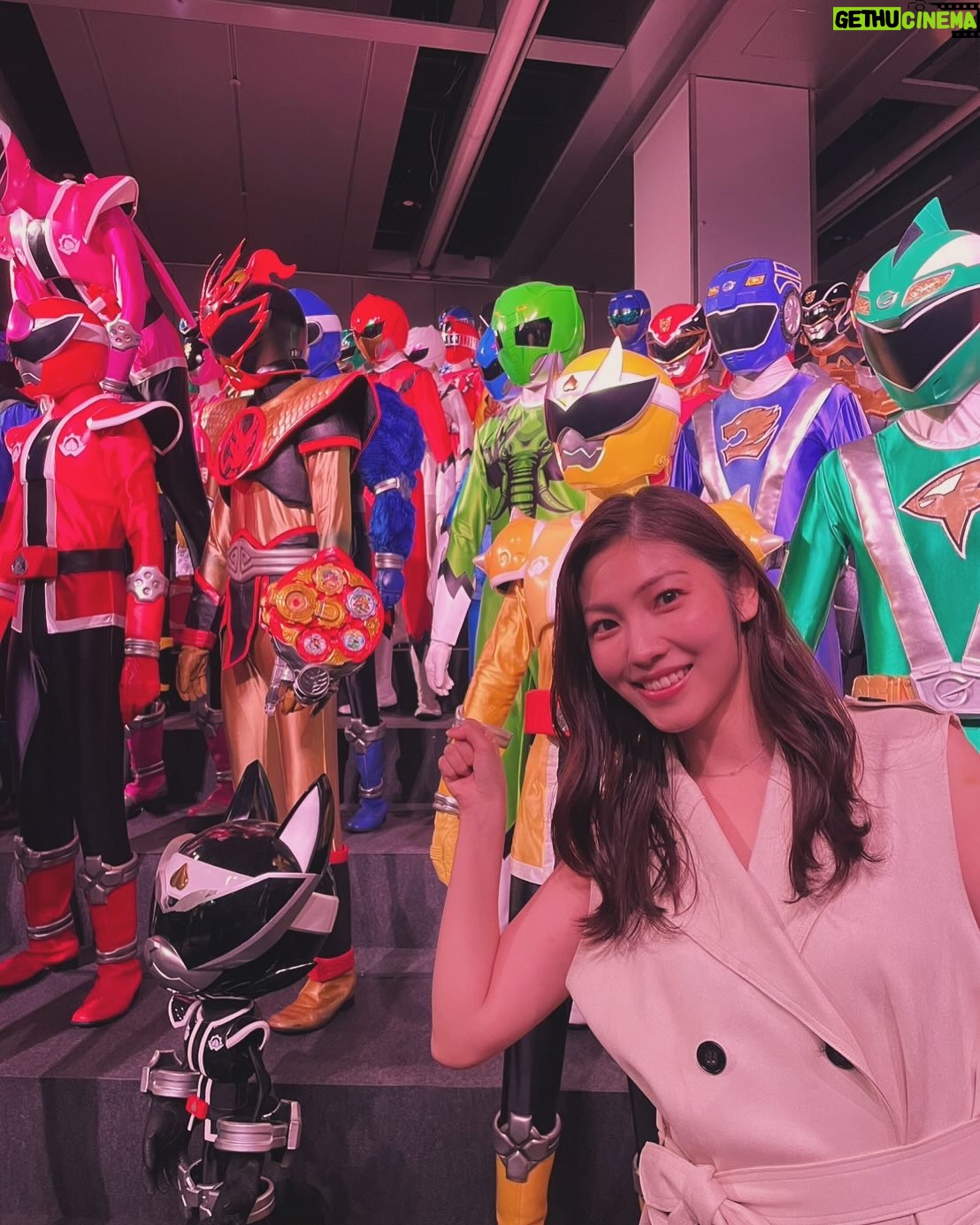 Haruka Tateishi - 16.9K Likes - 全スーパ戦隊展観に行ってきました！東京最終日駆け込み🏃‍♂️💨

他の代の方の衣装などは私も観たことなかったのでめちゃくちゃ楽しかったです🐯❤️

東京は終了ですが名古屋が金山南ビル美術館棟にて10/4〜11/3まで開催があるようなのでお近くの方ぜひ☺️✨

暑い日が続きますので水分よく取ってくださいね🥤

#全スーパー戦隊展 #ジュウオウジャー