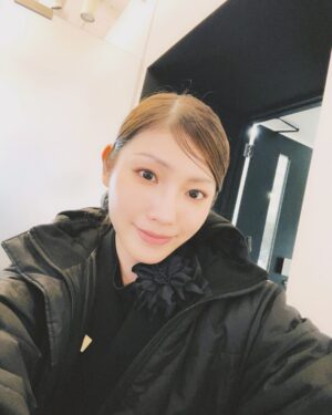 Haruka Tateishi Instagram - DMM short デパコスBA戦争に田所美彩役で出演しています💄

役者人生で1番の悪女に挑戦しました🫣

タグ付けしてあるDMMshortアカウントから、DMM shortのサイトに飛べます☺️

ぜひぜひご覧ください✨

@dmmshort_pr 

#デパコスba戦争