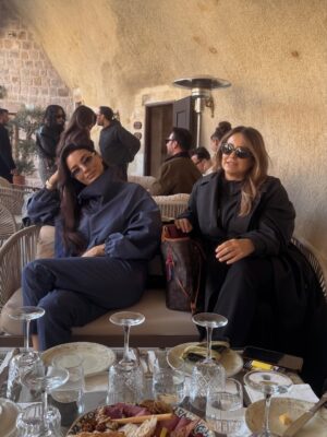 Hazal Filiz Küçükköse Instagram - Editorial escape in Cappadocia w/ @lofficielturkiye ✨
#davet #reklam