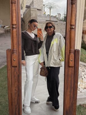 Hazal Filiz Küçükköse Instagram - Editorial escape in Cappadocia w/ @lofficielturkiye ✨
#davet #reklam
