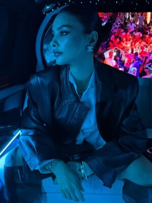 Hazal Filiz Küçükköse Instagram - Once in a blue moon🌙