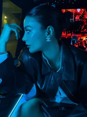 Hazal Filiz Küçükköse Instagram - Once in a blue moon🌙