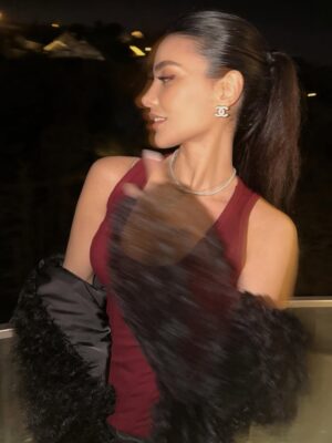 Hazal Filiz Küçükköse Instagram - Focused. Grateful. Ready for what’s next … 2026 ♥️✨⭐️🤞🏼🌹Happy New Year ✨
