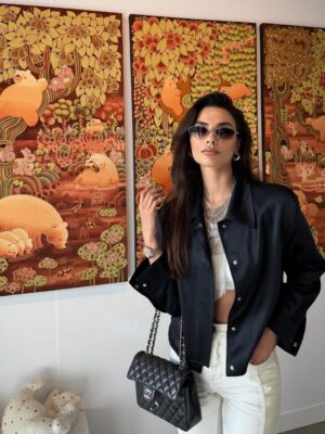 Hazal Filiz Küçükköse Instagram - Mood: gallery glow, colors flow 🫠