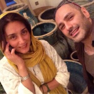 Hedieh Tehrani Instagram - Ba mobile payam eraee😊📷