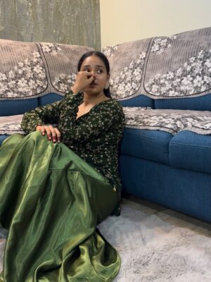 Heena Kumari Instagram - Let this Diwali bring light to your life and the New Year bring happiness! šŖ·āØ