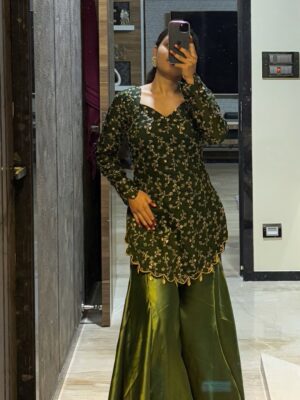 Heena Kumari Instagram - Let this Diwali bring light to your life and the New Year bring happiness! šŖ·āØ