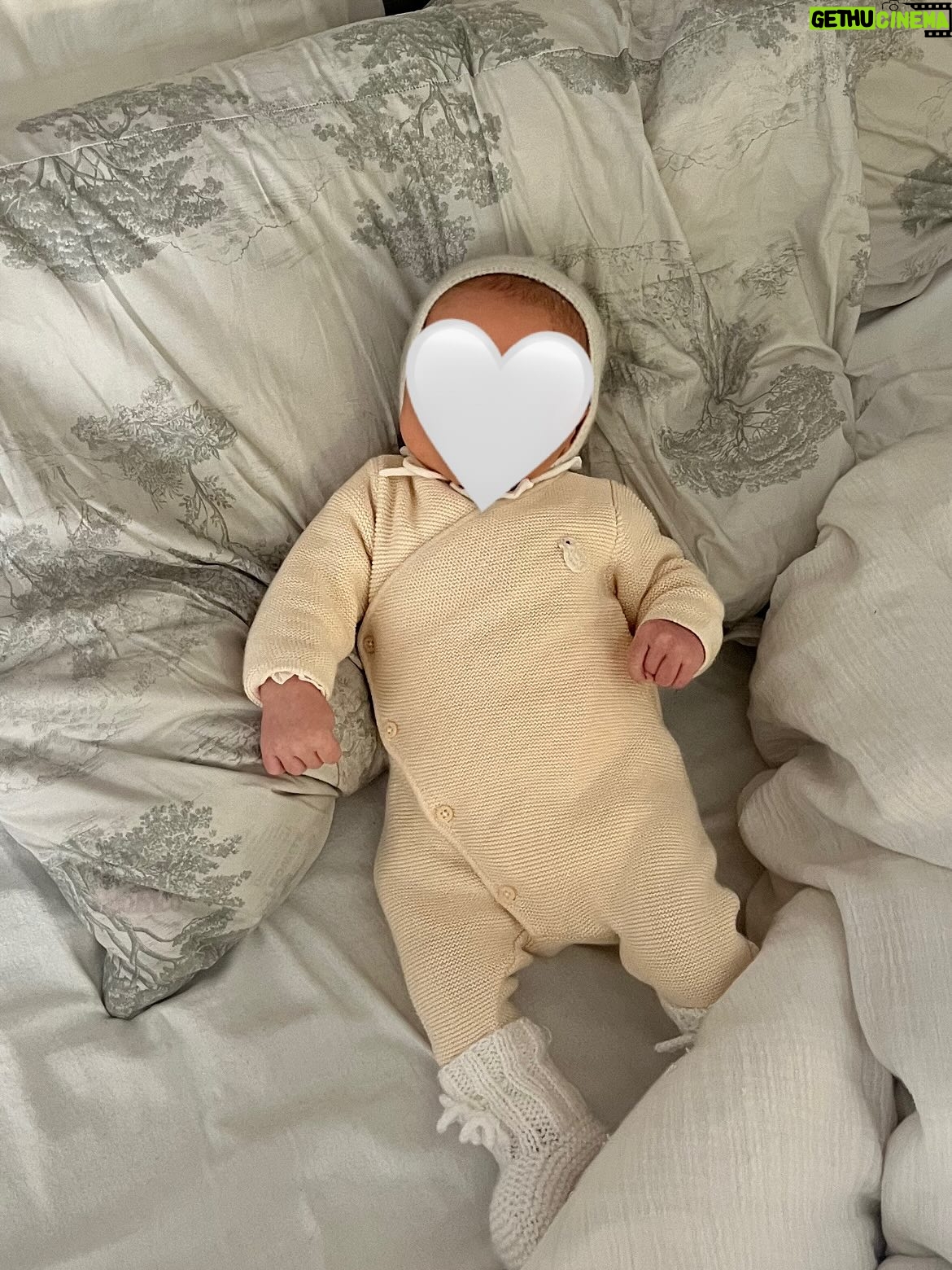 Helena Coelho - 5.5K Likes - I’ve been having so much fun dressing up my the Tigerbaby 🤍🐯