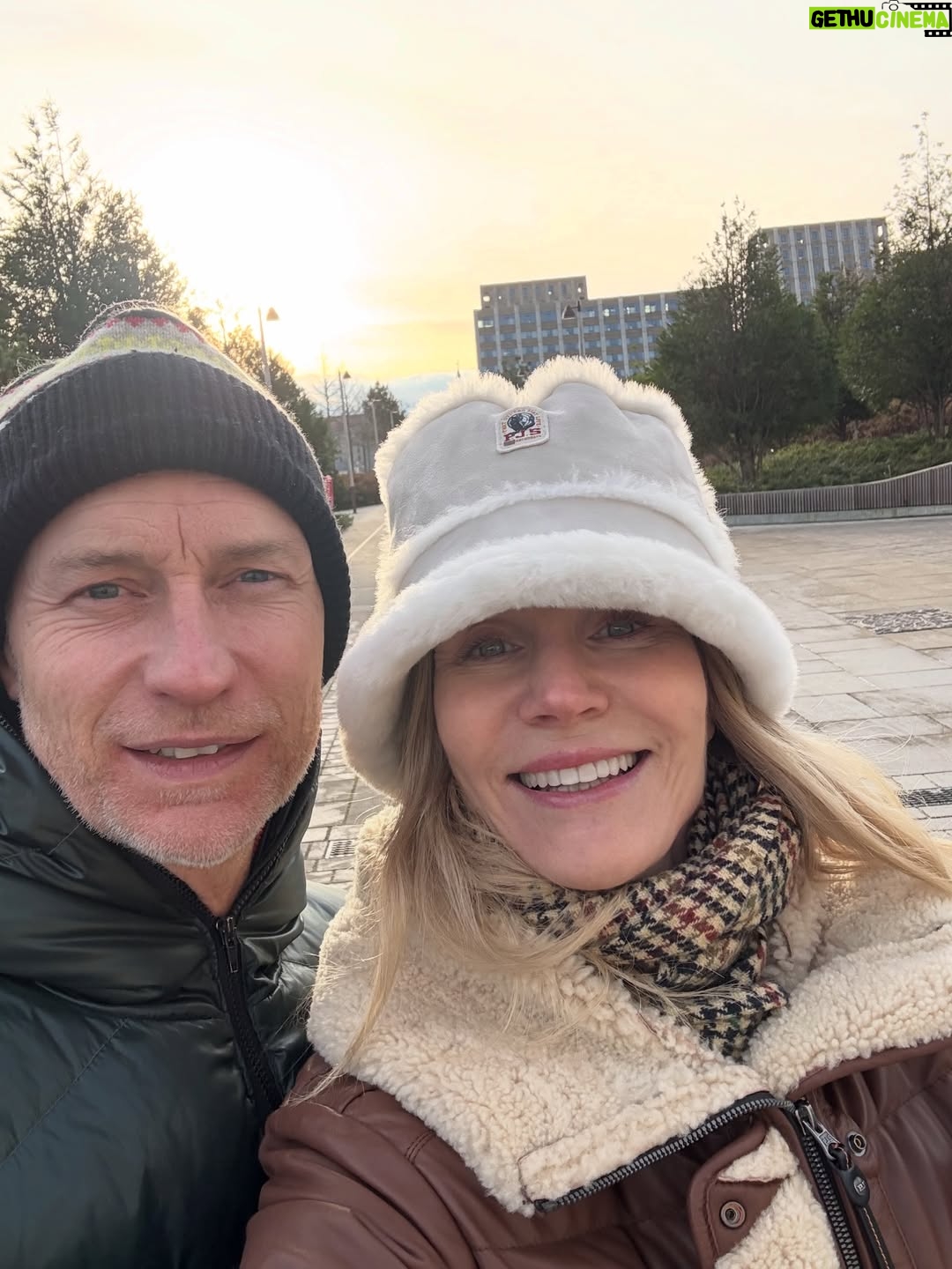Helle Thorning-Schmidt - 4.5K Likes - It’s been a lovely Christmas. With family, friends and most importantly hygge with the kids. Lego and great walks were the new old hits. Christmas is always a hard balance between seeing everyone and getting to sit down and do nothing. I  almost almost found the balance. Can you relate? Hope you had a nice festive time and wishing you all the best🎄🥰🥰