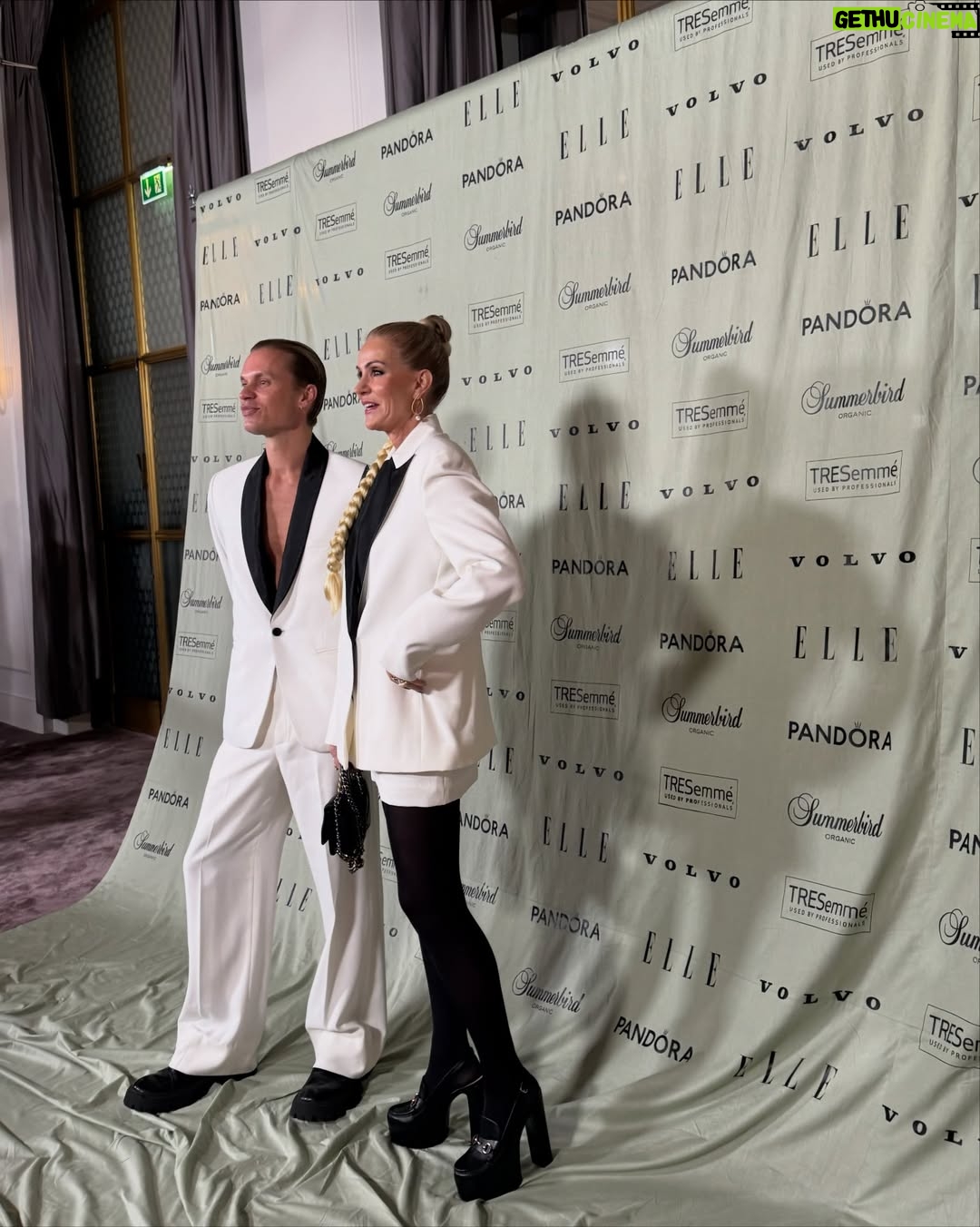 Helle Thorning-Schmidt - 10.5K Likes - It’s Søren&Helle collab appreciation day!😉 Can’t wait to do a talk tonight with Søren at a sold-out SØ @babylon_restaurant_bar Thanks for all the looks, for making me brave and for all the llaughs ❤️❤️