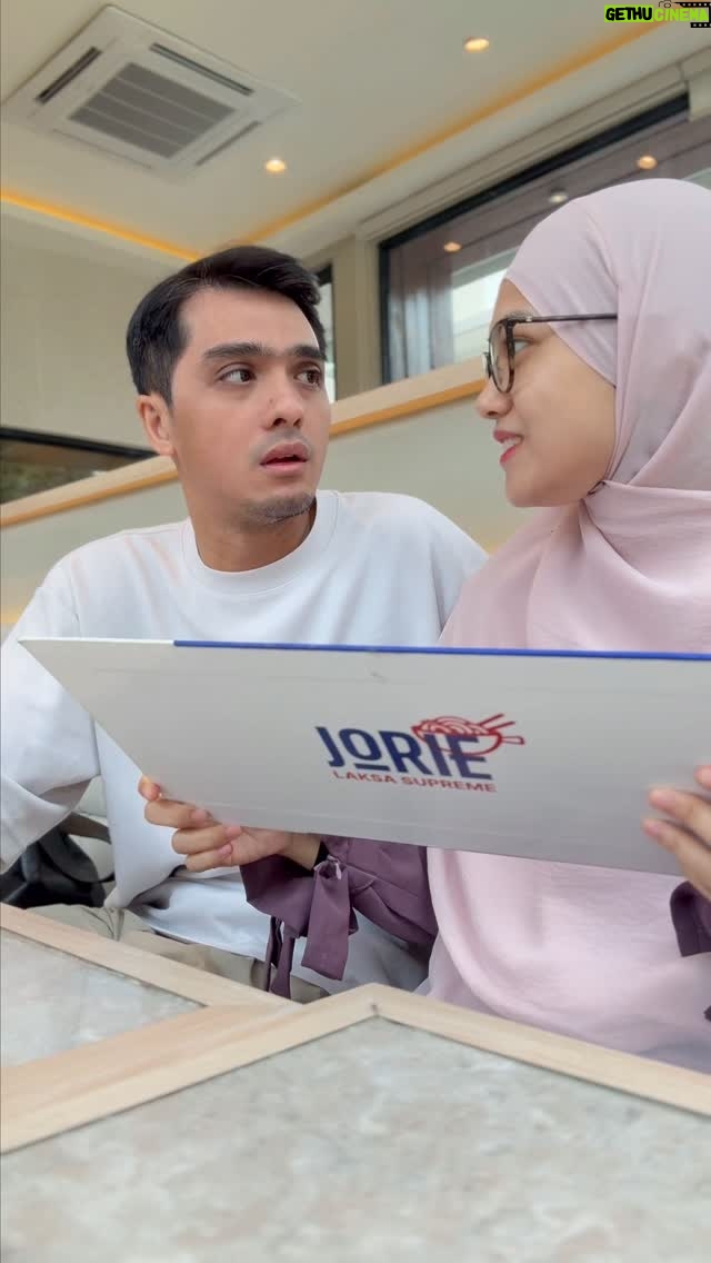 Herfiza Novianti - 61.5K Likes - Kamu nanya ? 🙈

#CeritaMOYAPOYA